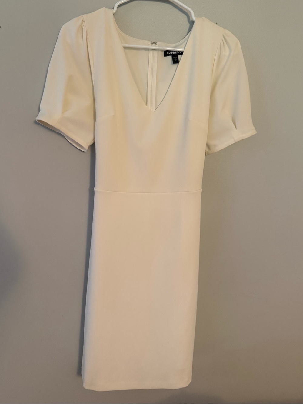 Express Women’s Medium Cream Sheath Dress